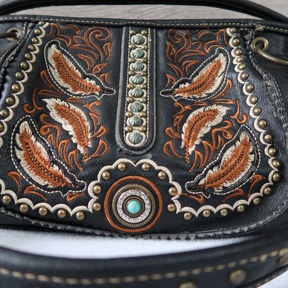Montana West R Heavy Duty Hand Shoulder Bag Purse Bird Feather Detail 8 Pockets - Picture 2 of 16